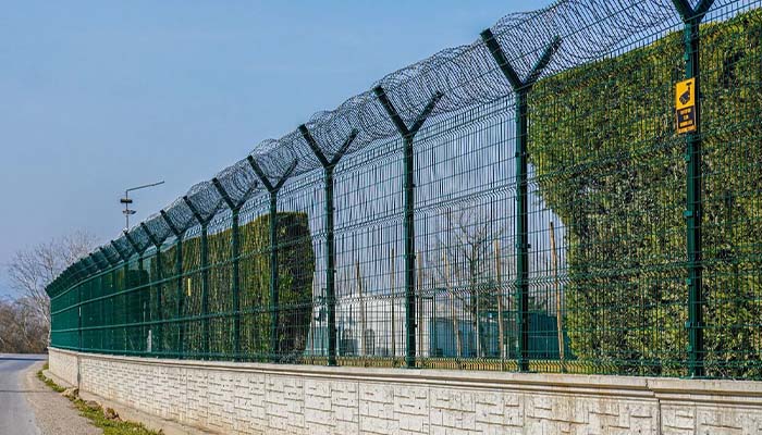 yüksek güvenlik çiti