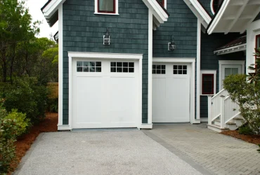 theredbeardagency-garage-door-2578740